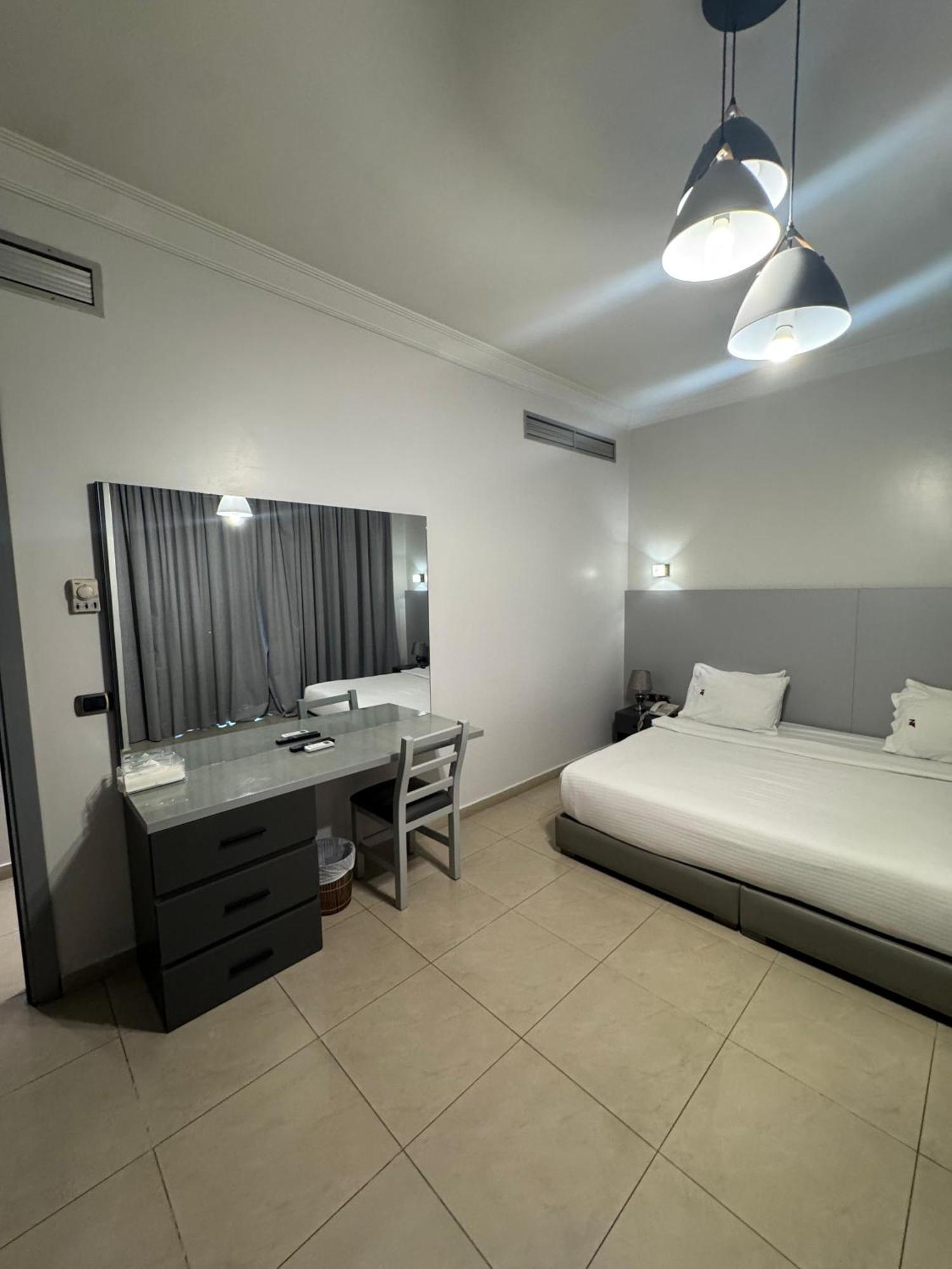 Ny Suites Beirute Exterior foto